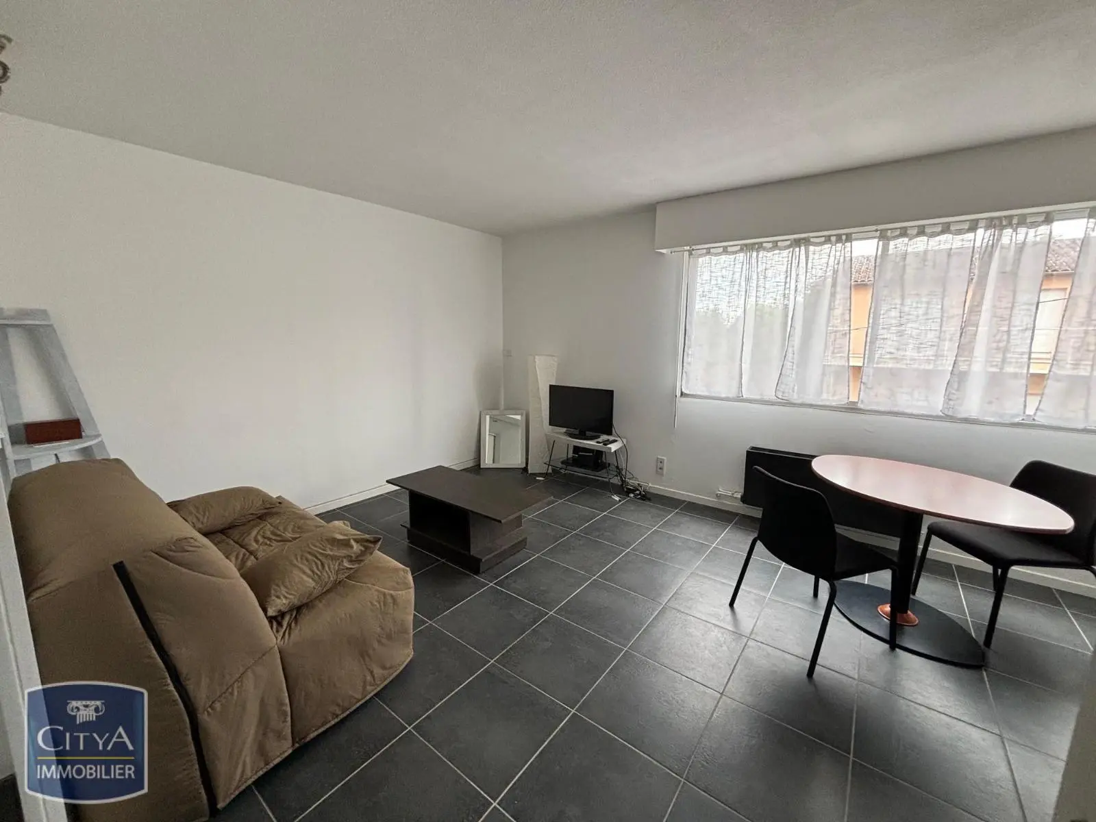 Photo 1 Appartement 1 pièce 32.01m²