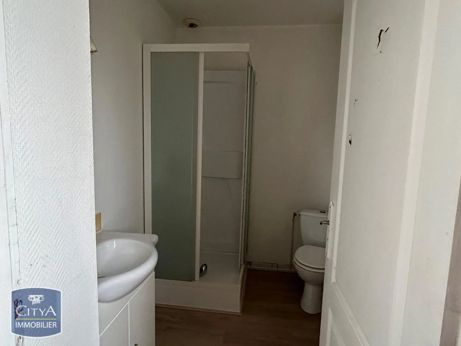 Photo 2 Appartement 1 pièce 37.79m²