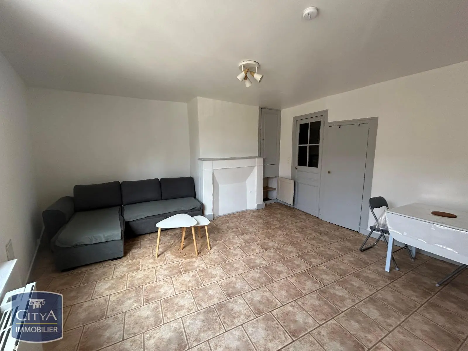 Photo 1 Appartement 1 pièce 31.5m²