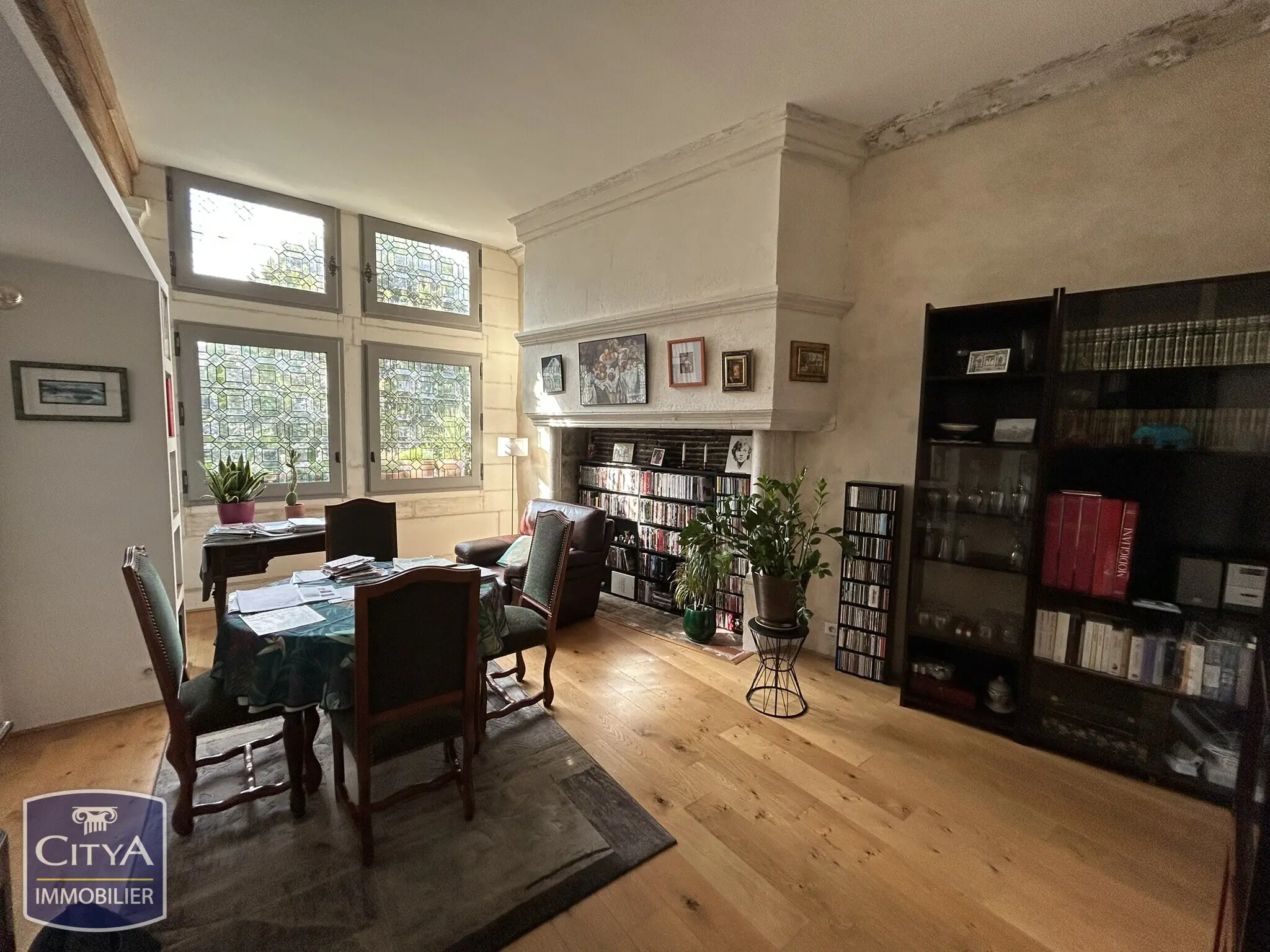 Photo 3 Immeuble 300m²