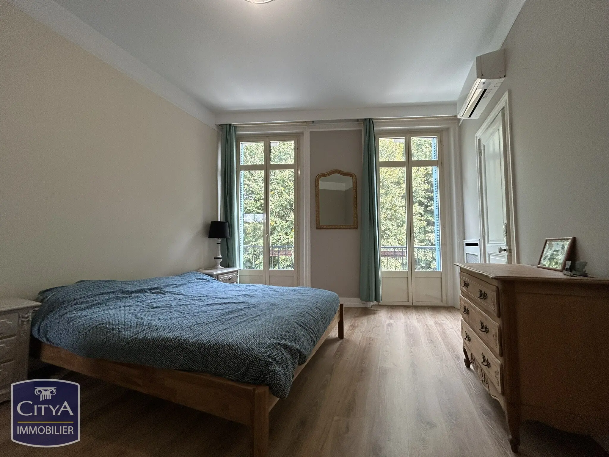 Photo 8 Maison 12 pièces 266m²