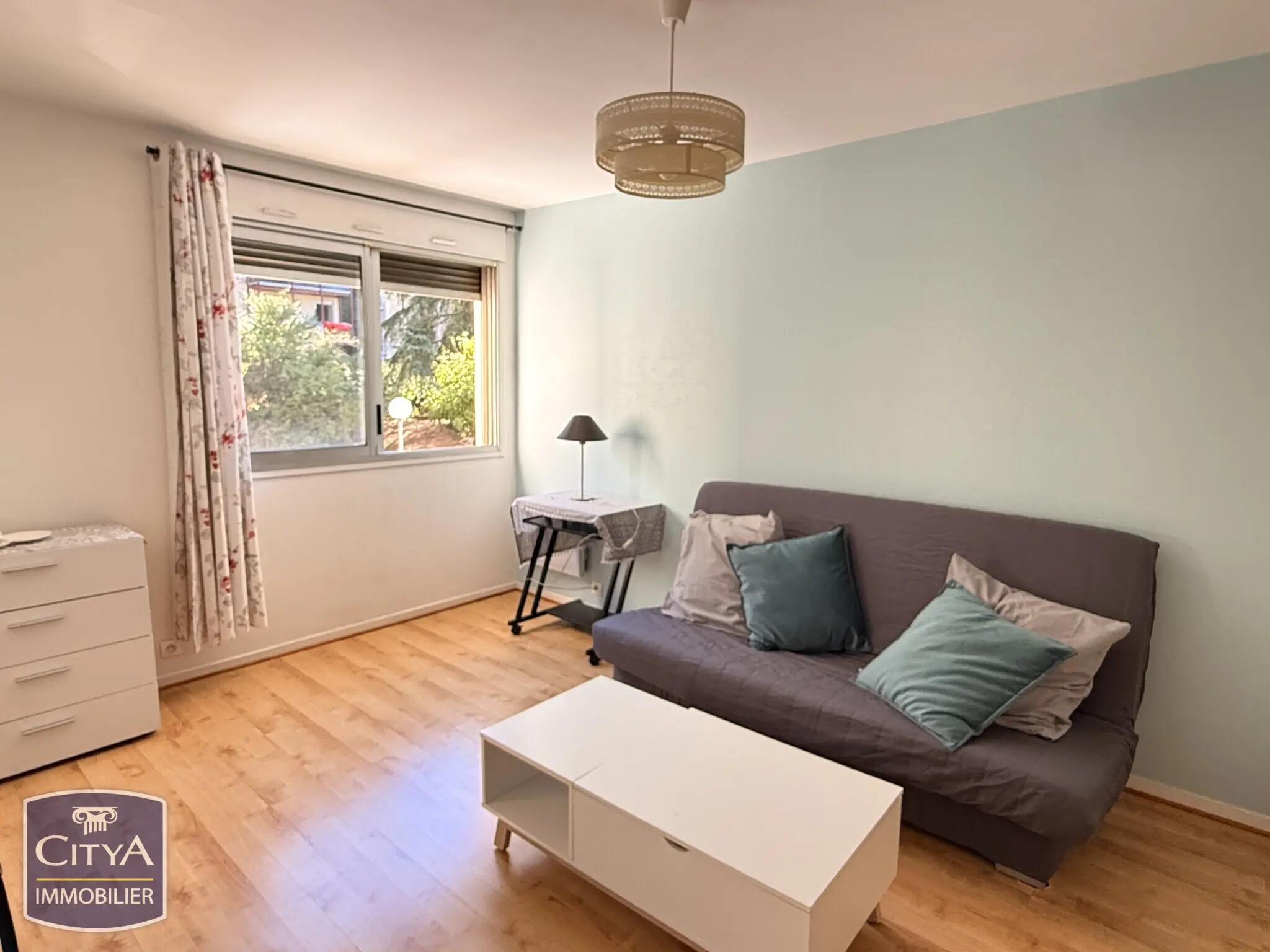 Photo 1 Appartement 1 pièce 28.5m²