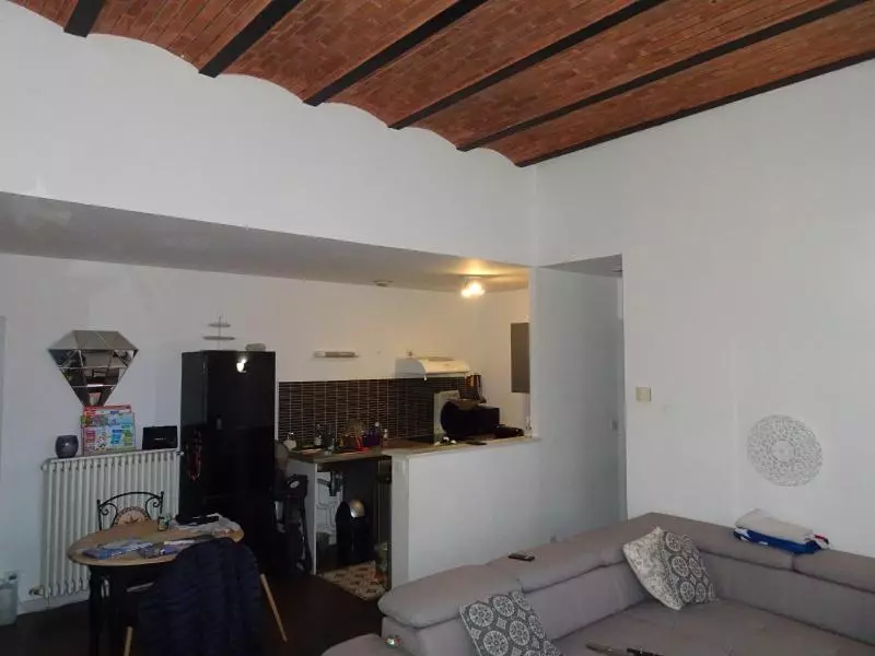 Illustration pour Appartement 3 pièces 65m² Photo Appartement 3 pièces 65m²