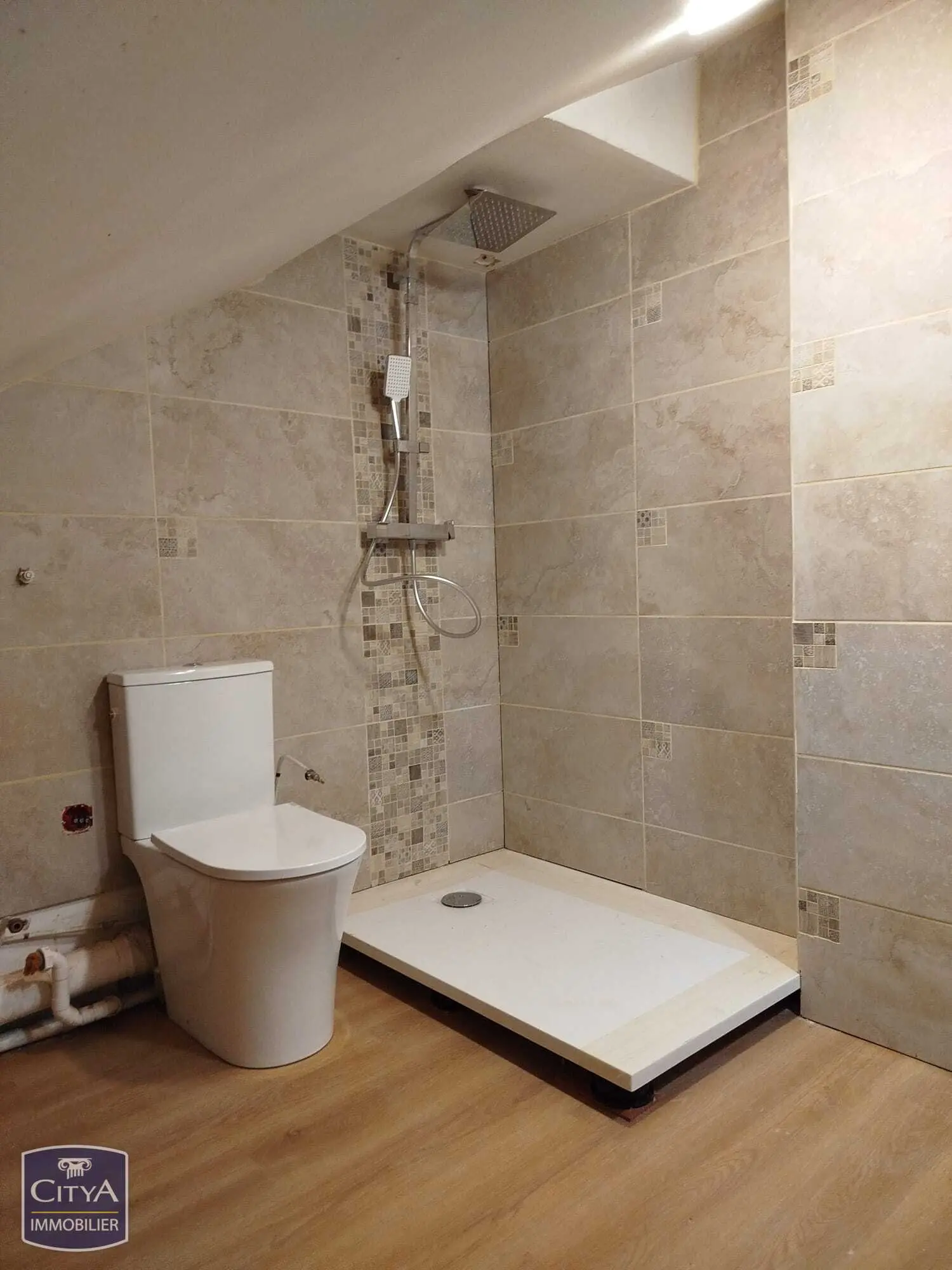 Photo 11 Immeuble 127.8m²
