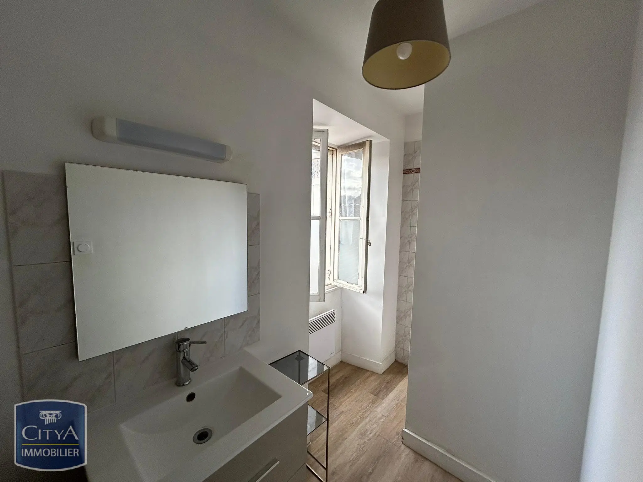 Photo 4 Immeuble 256m²