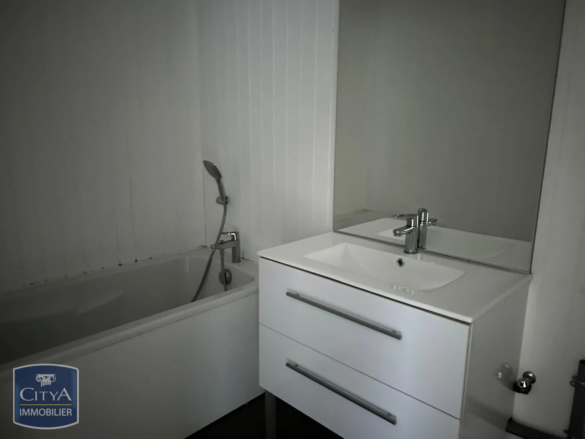 Photo 12 Immeuble 215m²