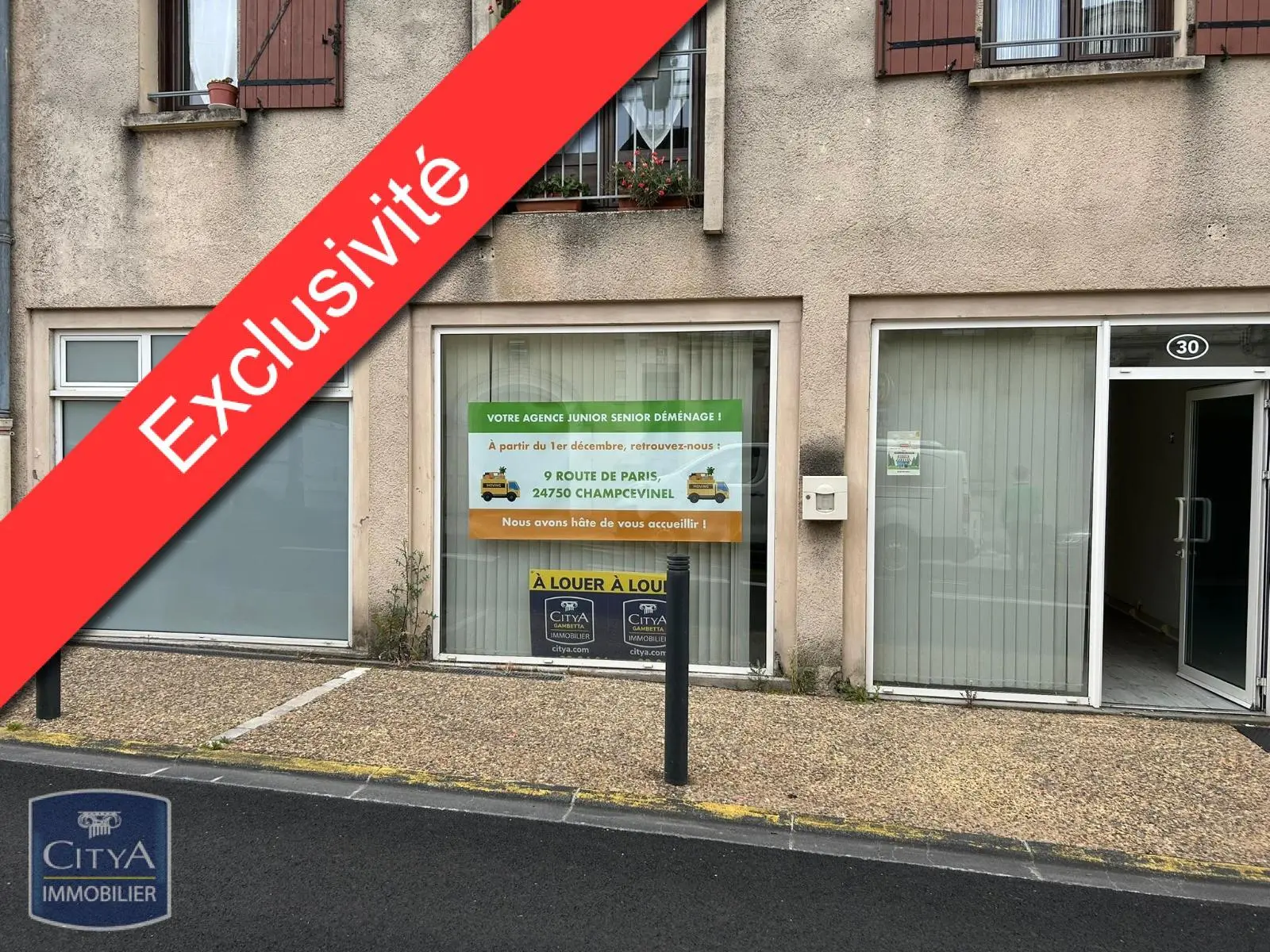 Photo 1 Local Commercial 75m²