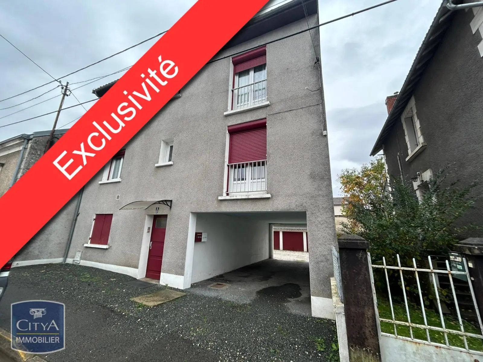 Photo 1 Immeuble 140m²