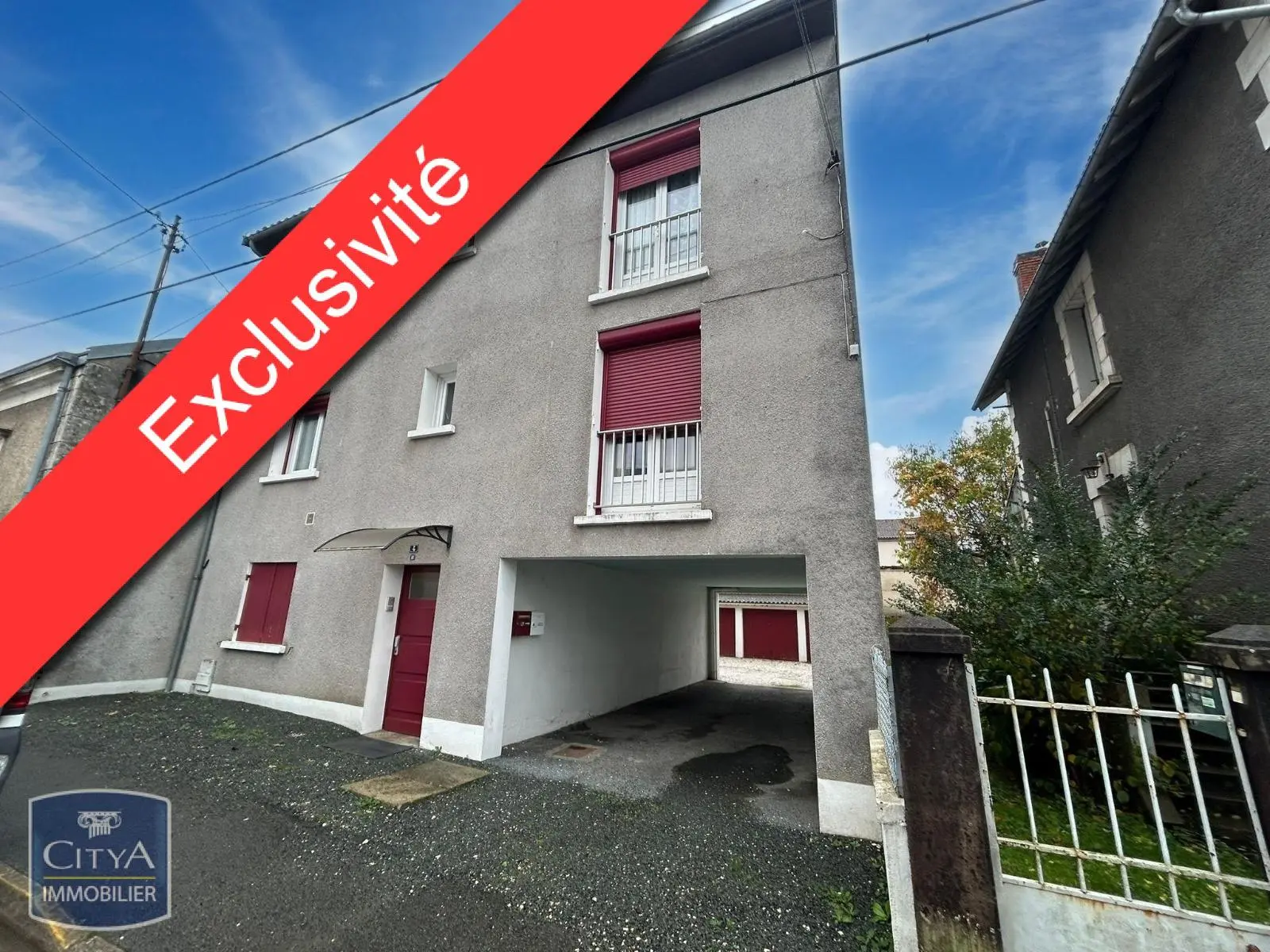 Photo 1 Immeuble 140m²