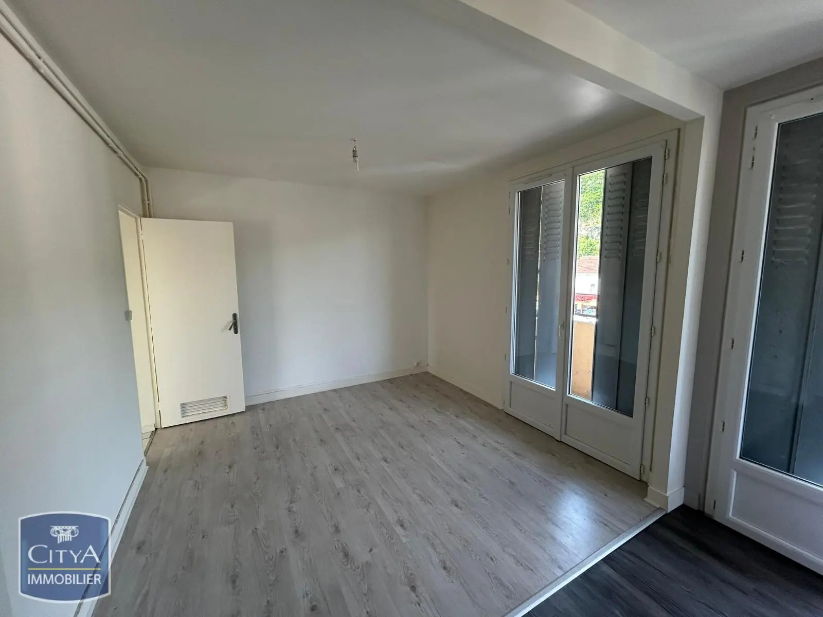 Photo 2 Appartement 4 pièces 85m²