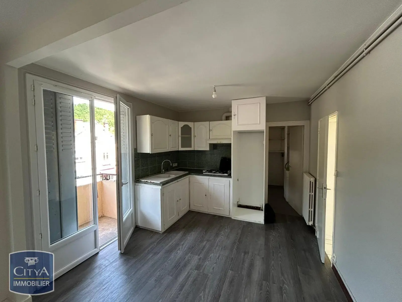 Photo 1 Appartement 4 pièces 85m²