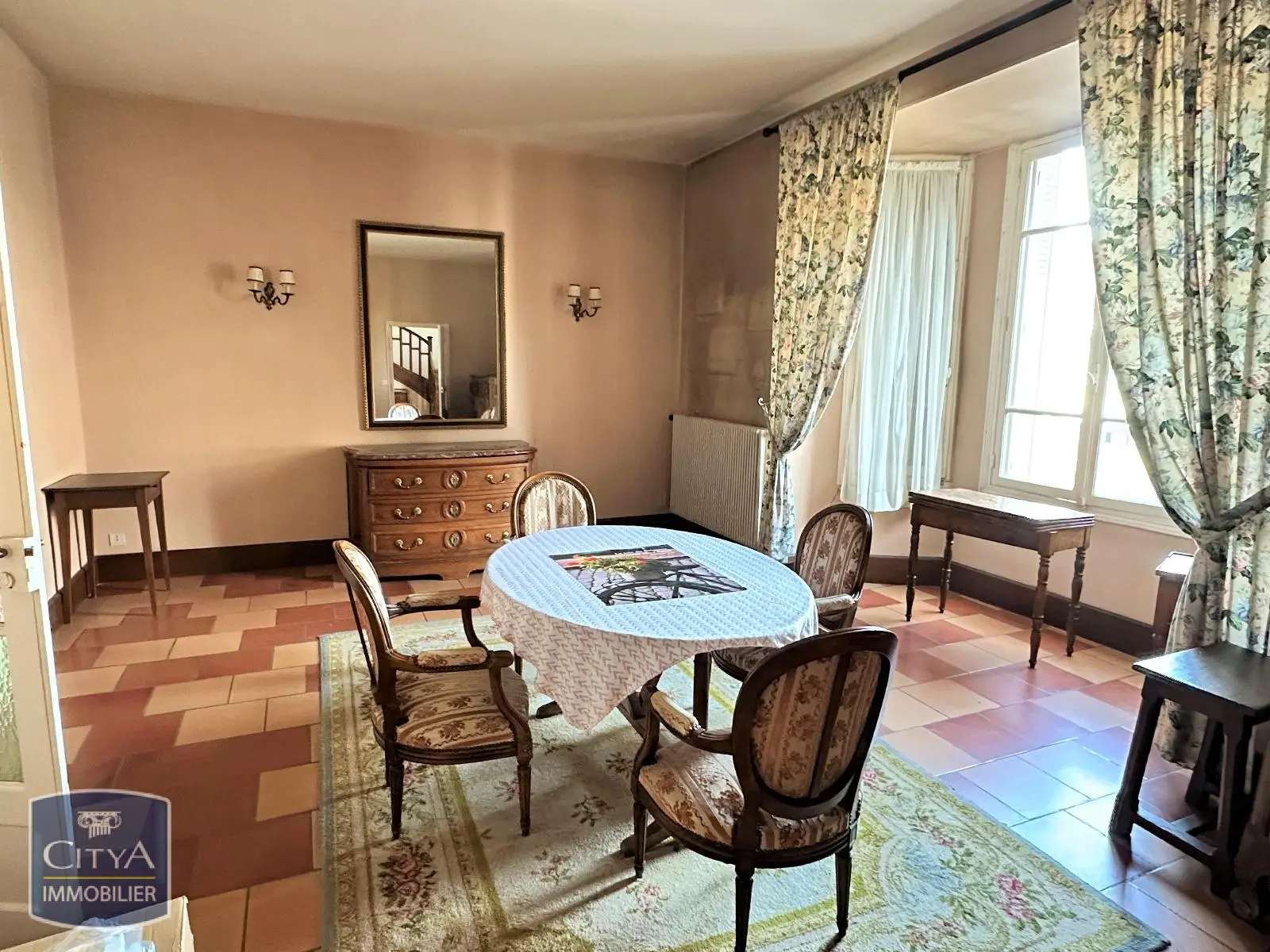 Photo 2 Maison 8 pièces 205m²