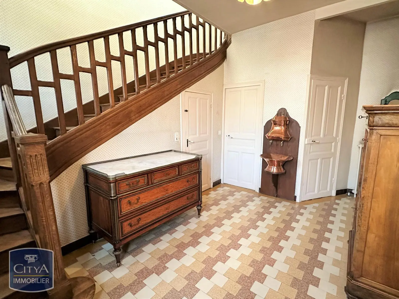 Photo 4 Maison 8 pièces 205m²