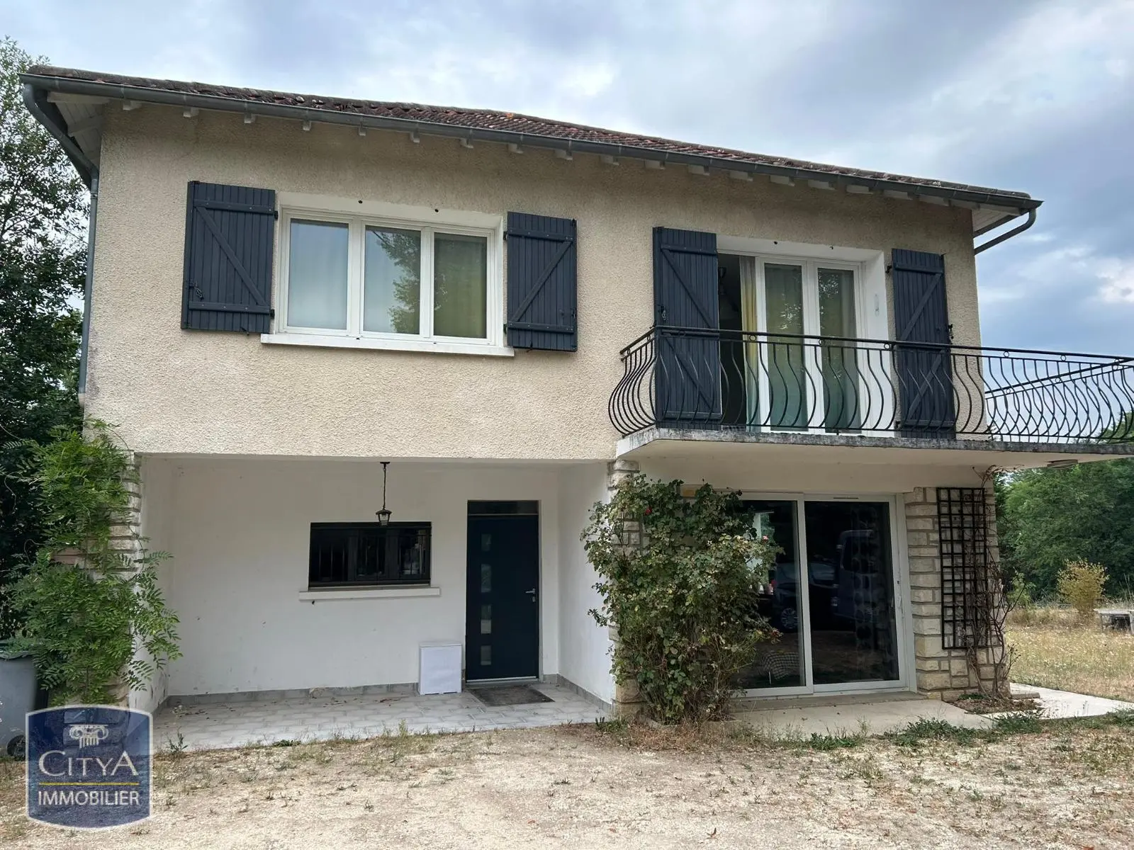 Photo 1 Maison 4 pièces 127m²
