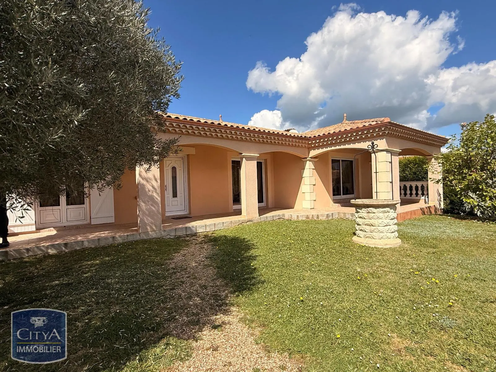 Photo 1 Maison 8 pièces 254m²