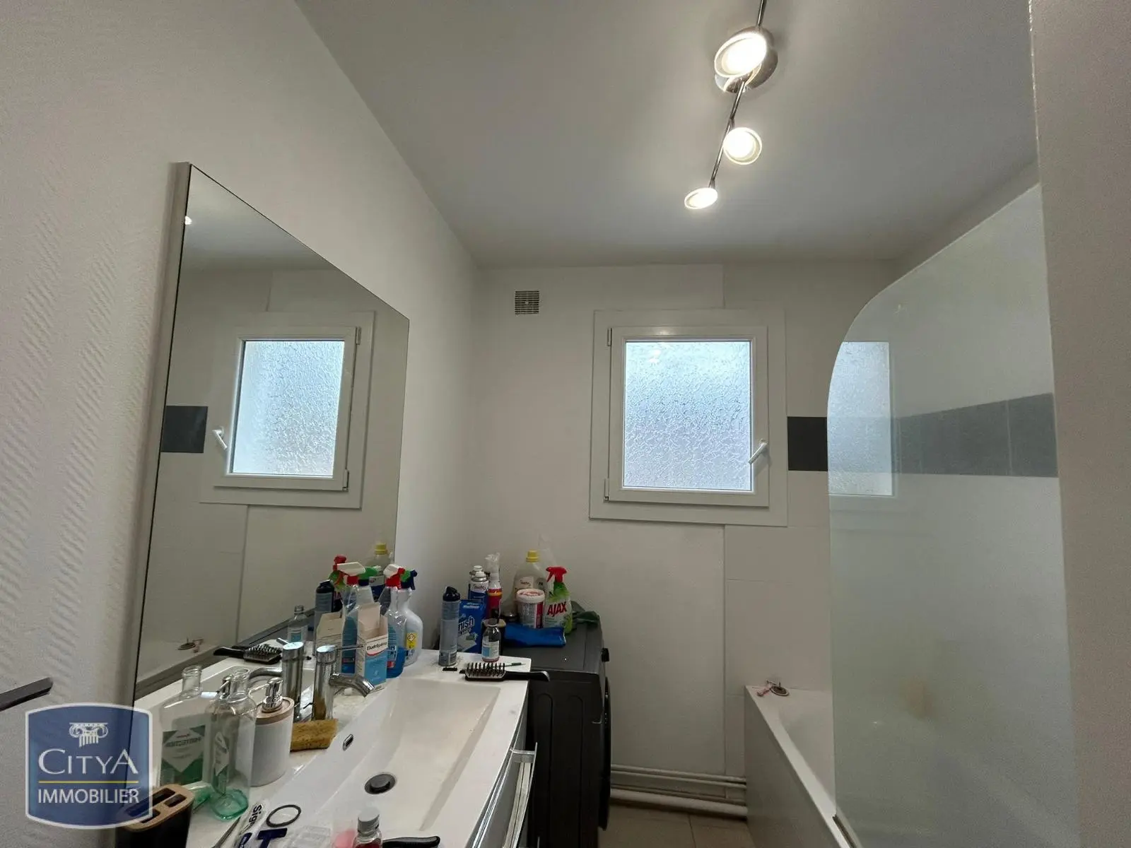 Photo 7 Immeuble 140m²