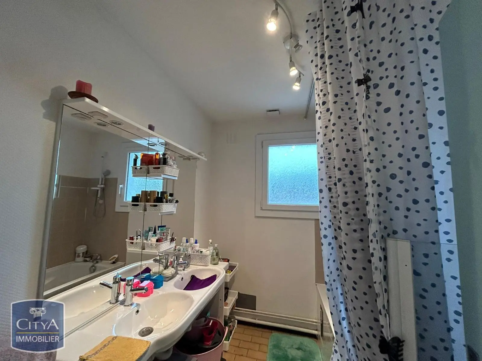 Photo 9 Immeuble 140m²