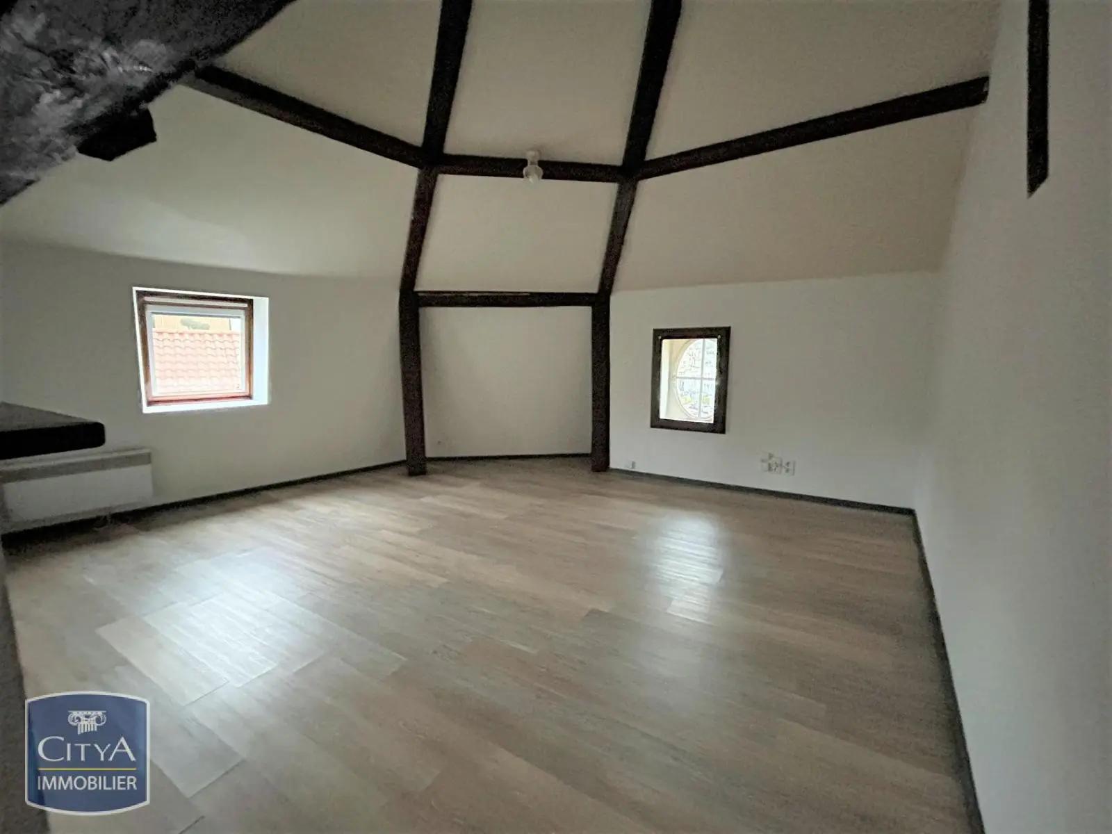 Photo 7 Immeuble 256m²