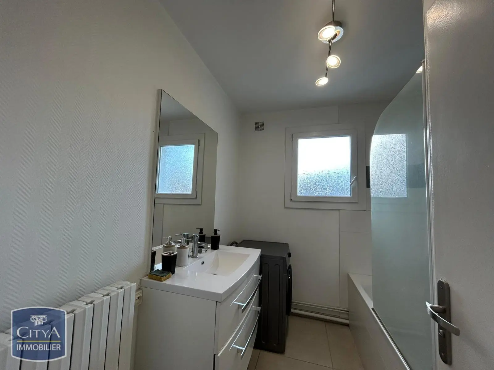 Photo 9 Immeuble 140m²