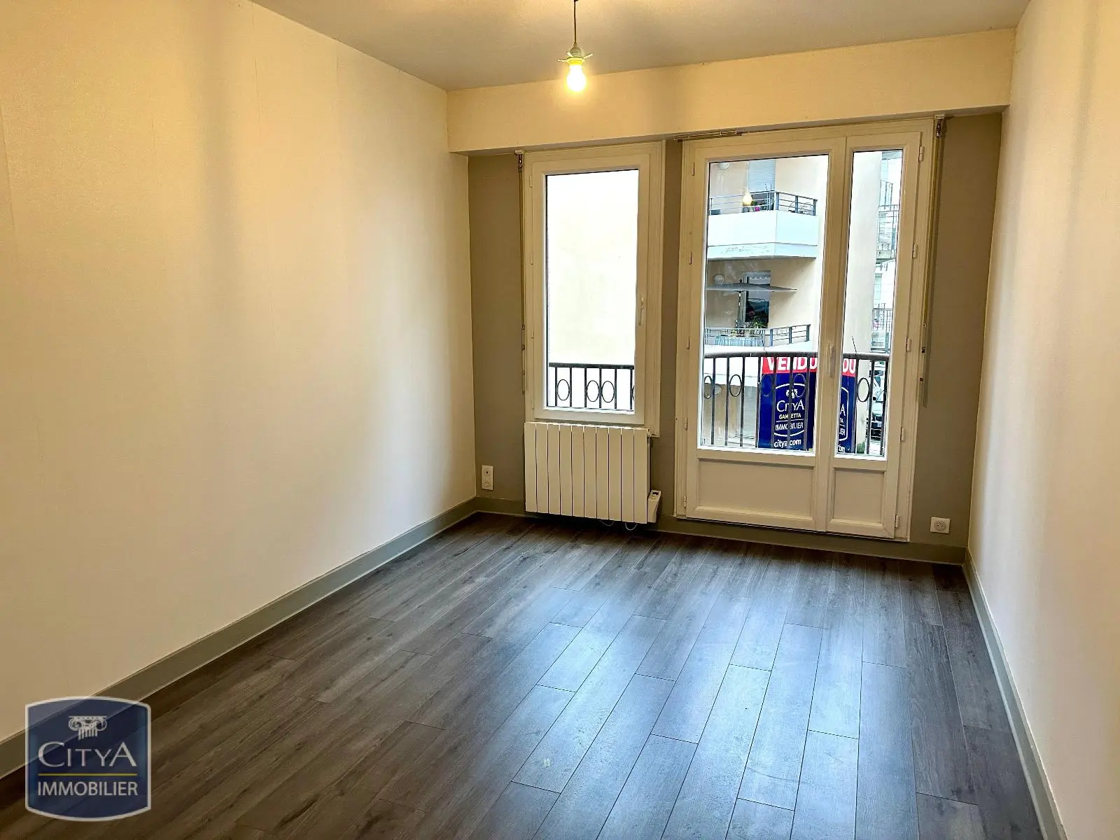 Photo 2 Appartement 1 pièce 26.72m²