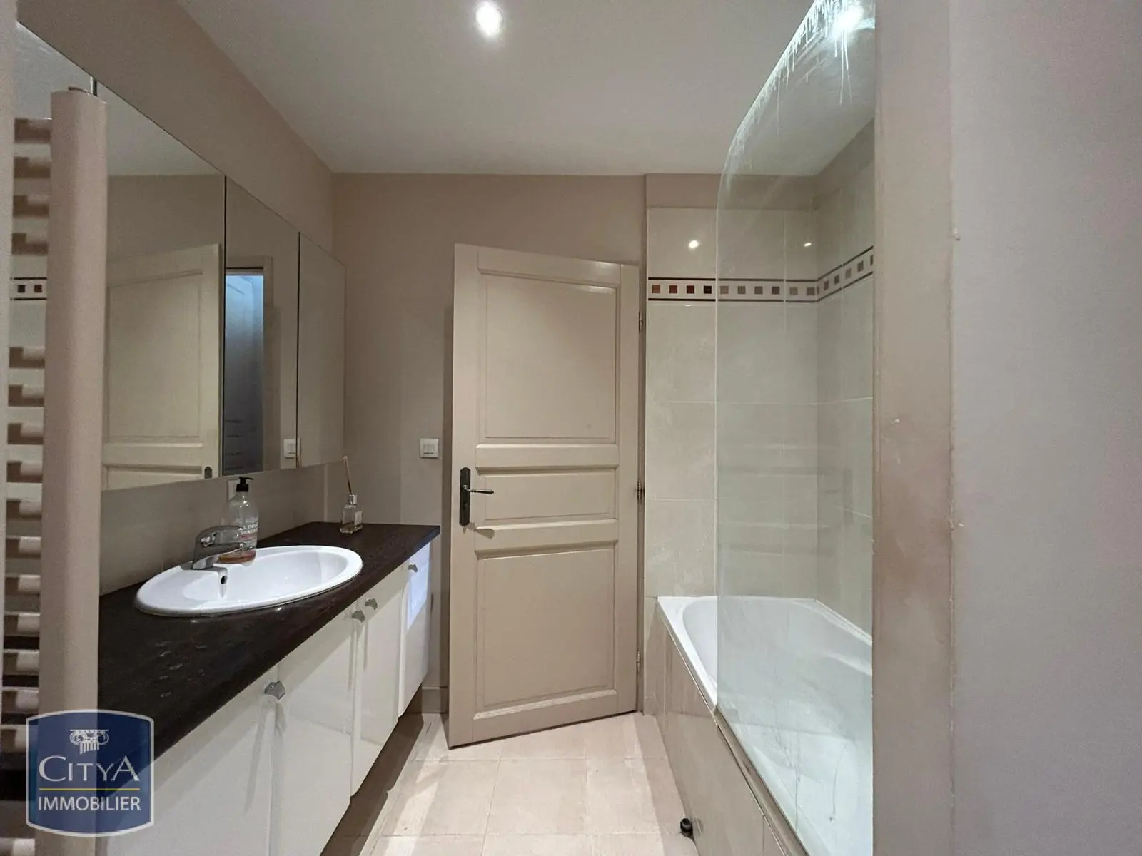 Photo 6 Appartement 5 pièces 127m²