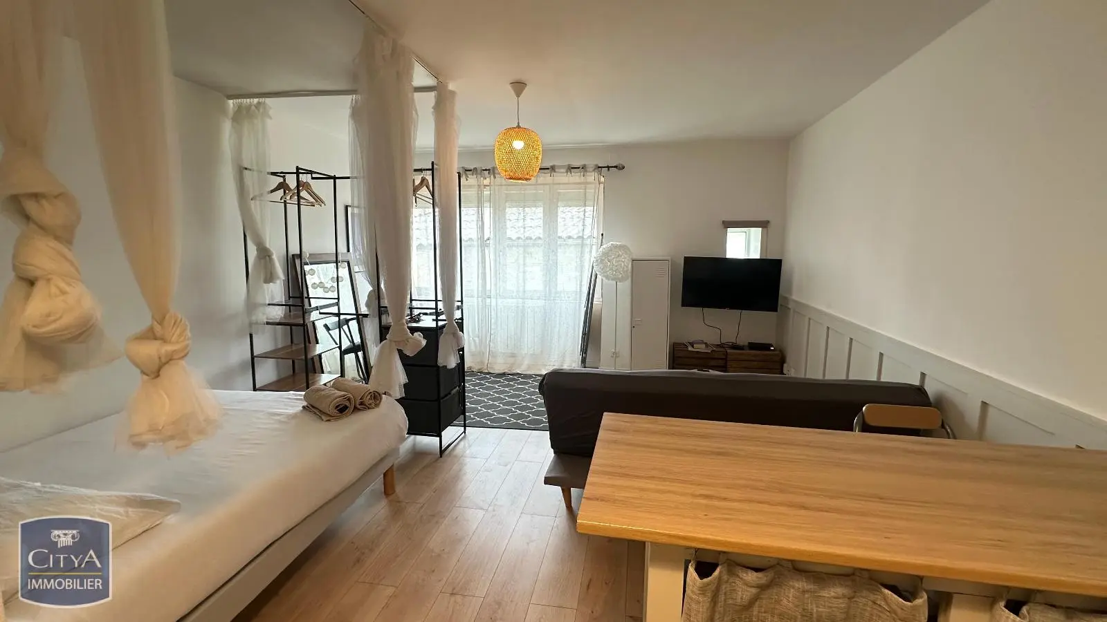 Photo 1 Appartement 1 pièce 27.62m²