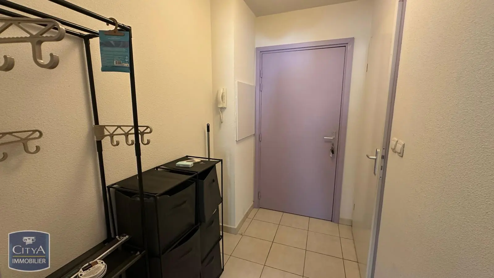 Photo 2 Appartement 1 pièce 24.89m²