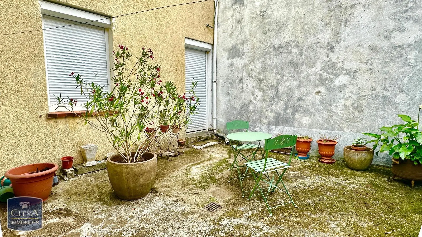 Photo 1 Immeuble 166m²