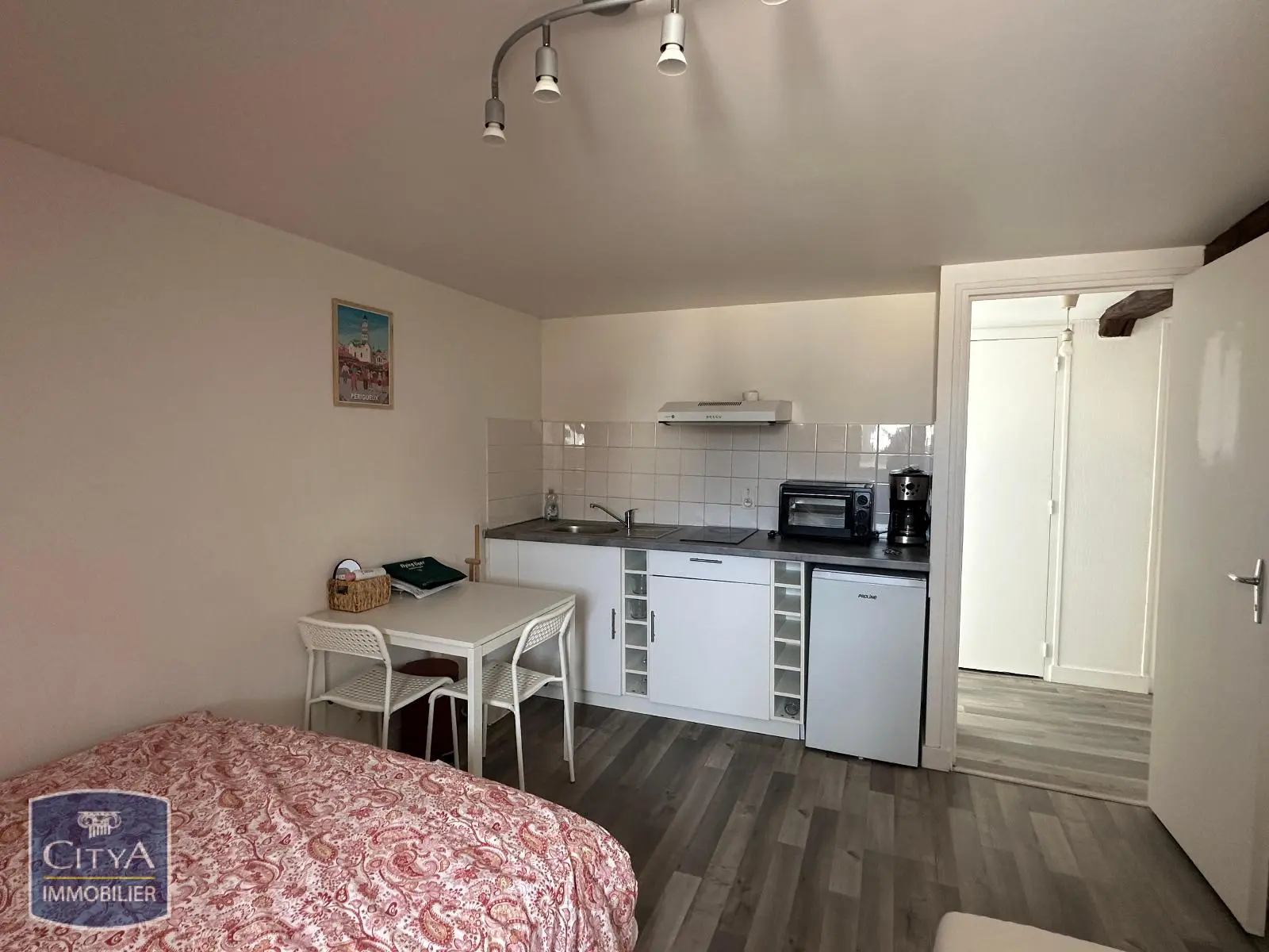 Photo 3 Appartement 1 pièce 17.85m²