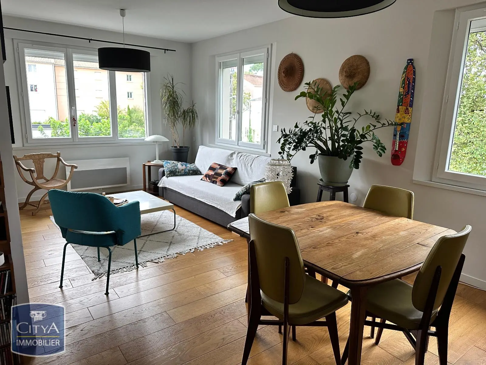 Photo 2 Immeuble 193m²