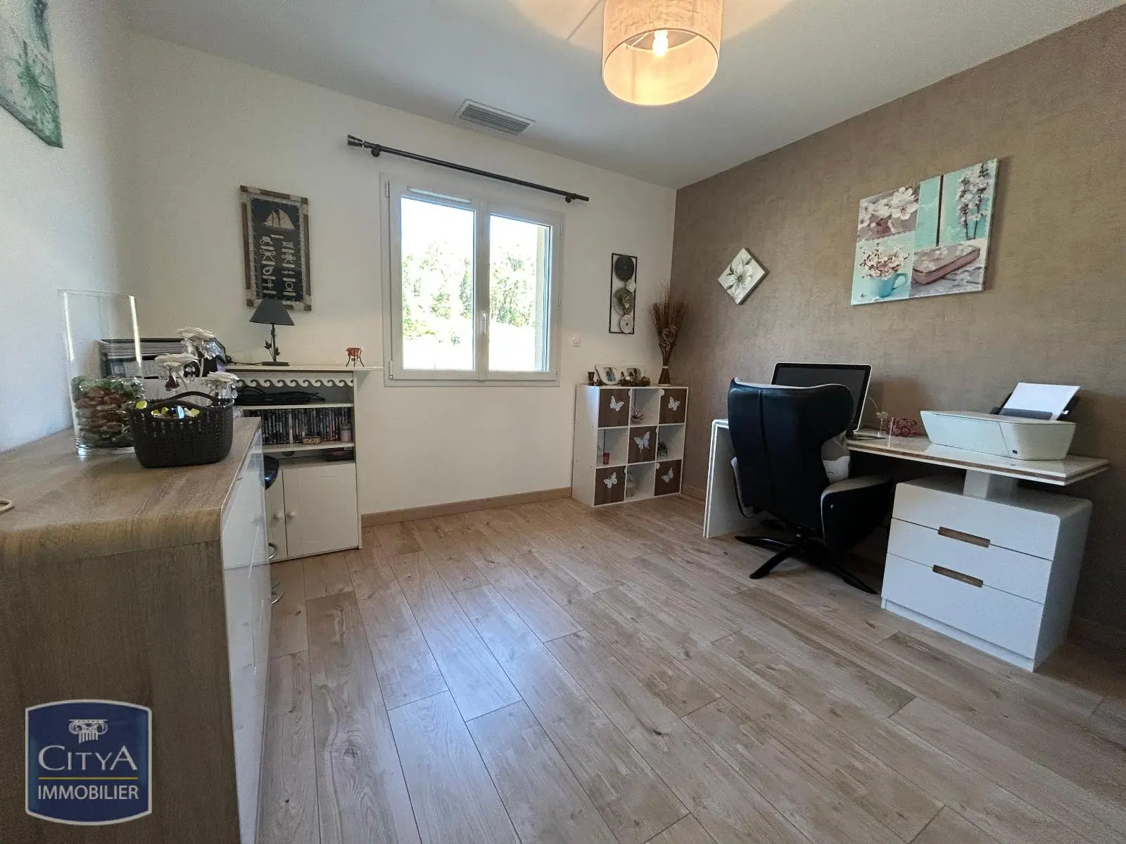 Photo 8 pour Maison 4 pièces 104m² Photo 8 Maison 4 pièces 104m²