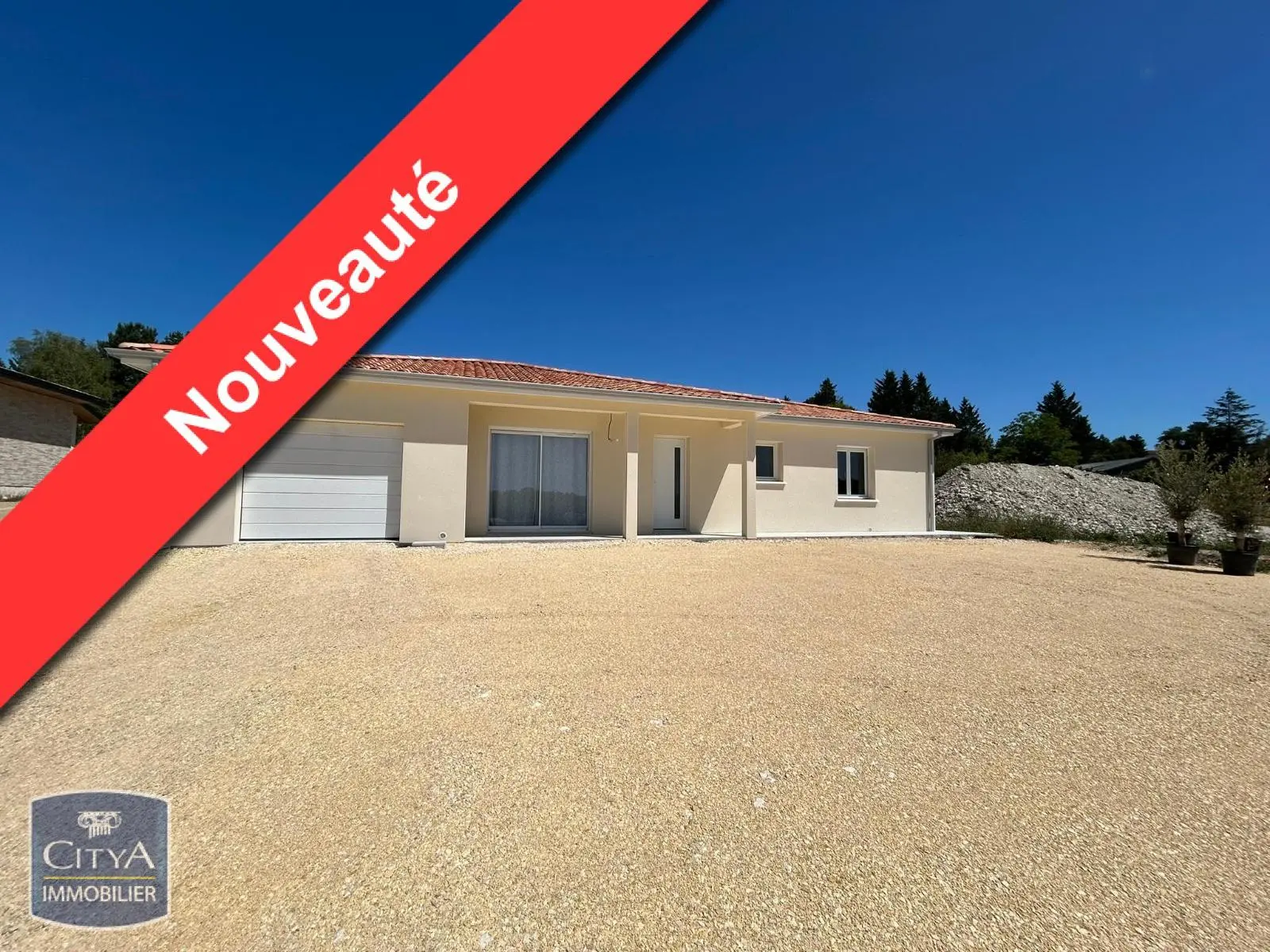Photo 1 Maison 4 pièces 99m²