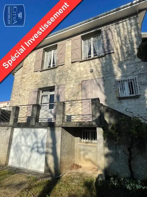 Photo 1 Maison 8 pièces 205m²