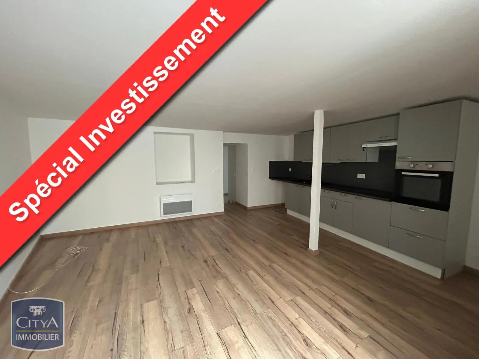Photo 1 Immeuble 215m²