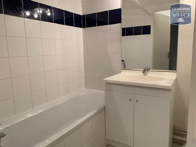 Photo 3 Appartement 1 pièce 27.67m²