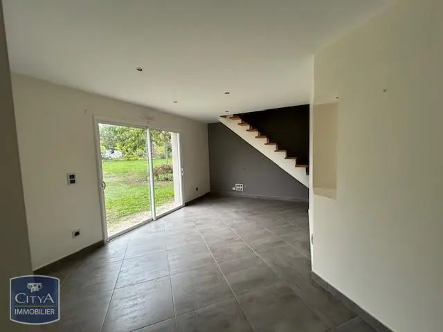 Photo 1 Maison 5 pièces 150.58m²