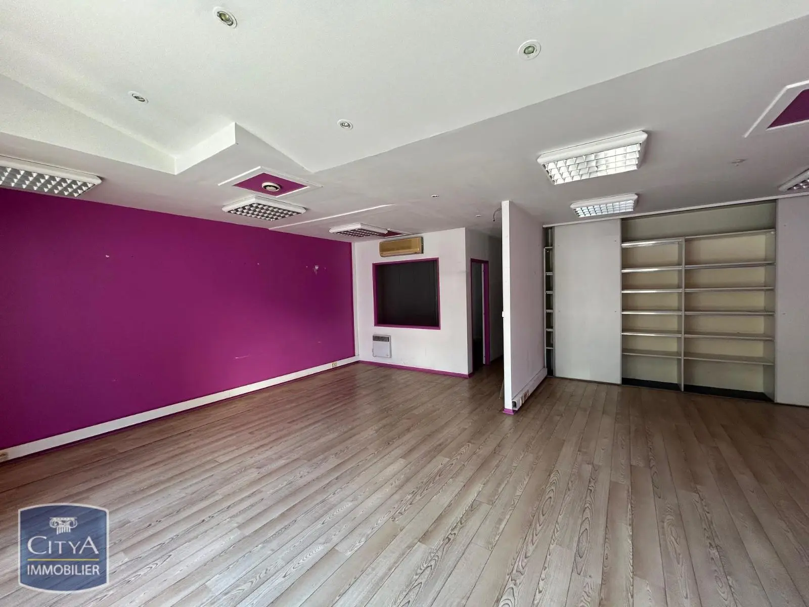 Photo 2 Local Commercial 103m²