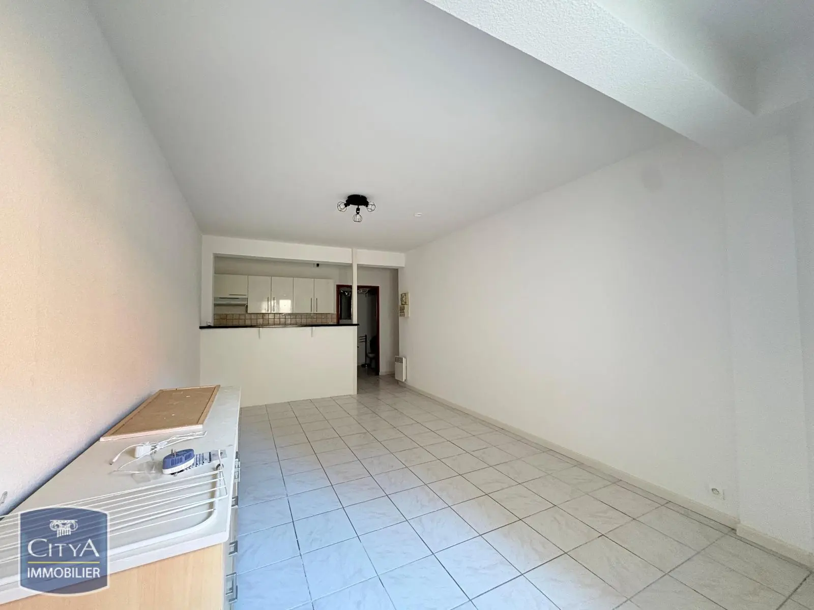 Photo 1 Appartement 1 pièce 27m²