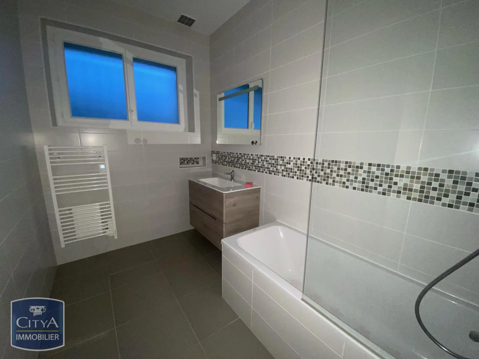 Photo 10 Maison 4 pièces 99.05m²