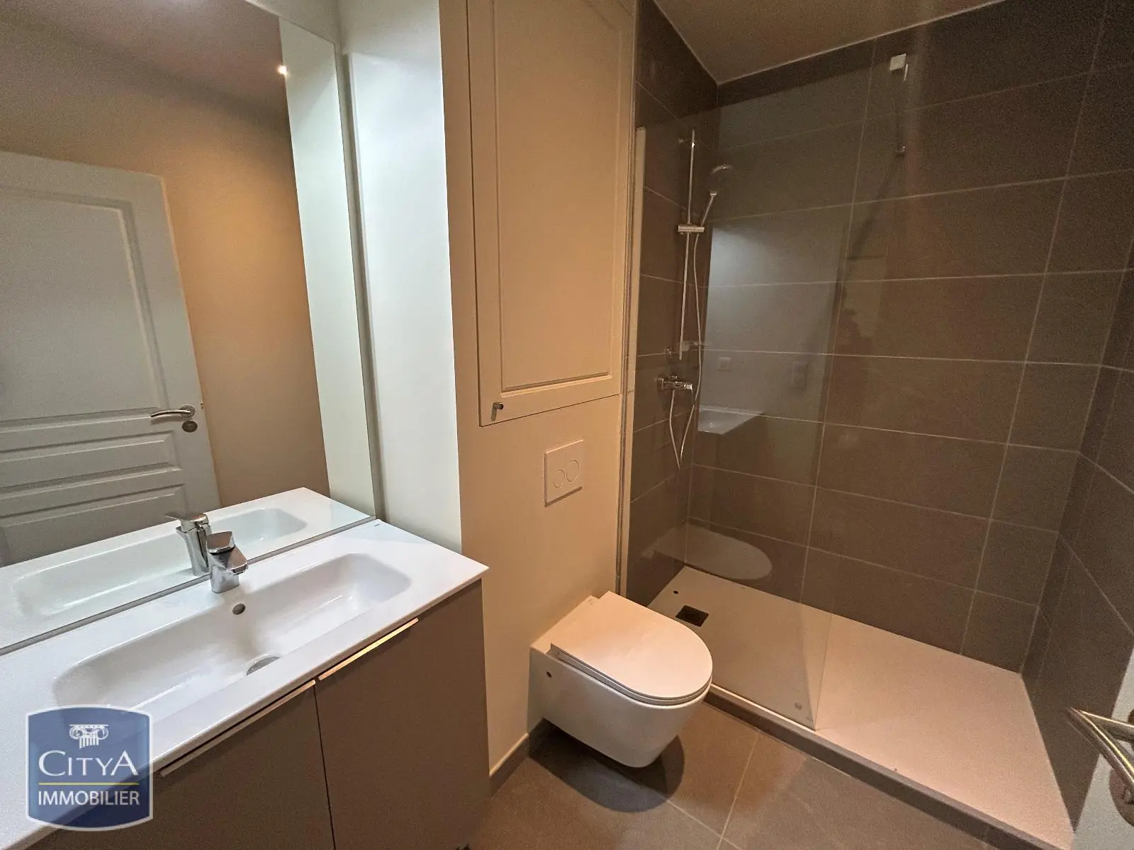 Photo 2 Appartement 1 pièce 29m²
