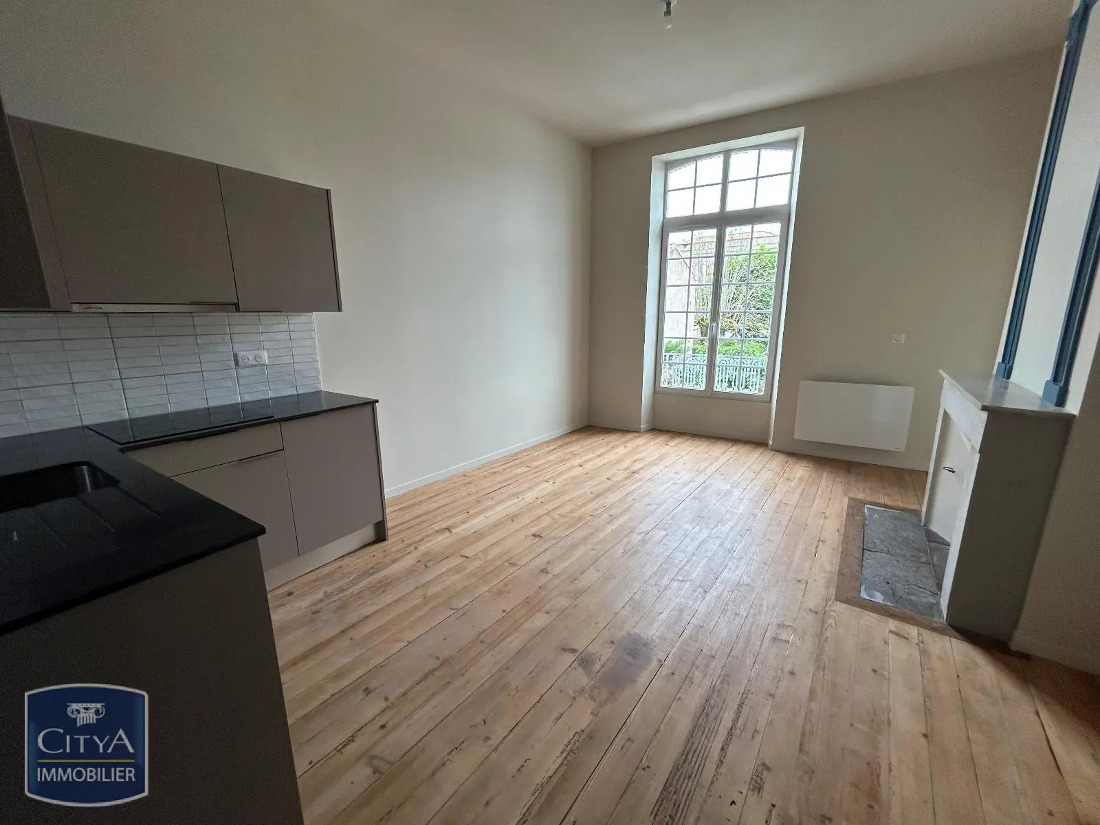Photo 1 Appartement 4 pièces 82.14m²