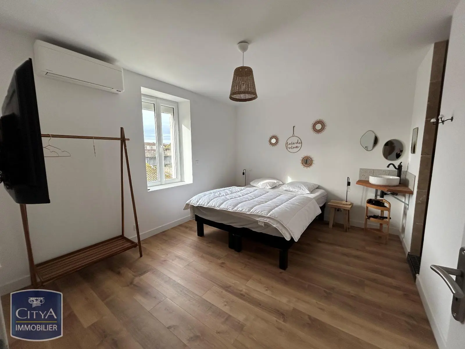 Photo 11 Maison 5 pièces 140.5m²