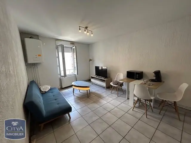 Photo 1 Appartement 1 pièce 27.1m²