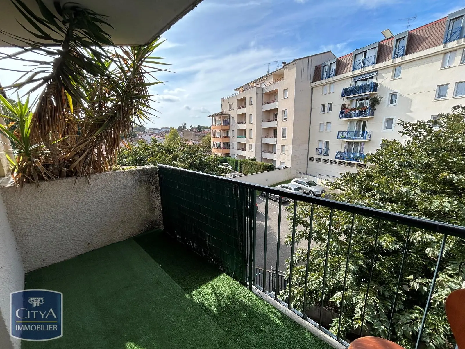 Photo 2 Appartement 1 pièce 24.41m²