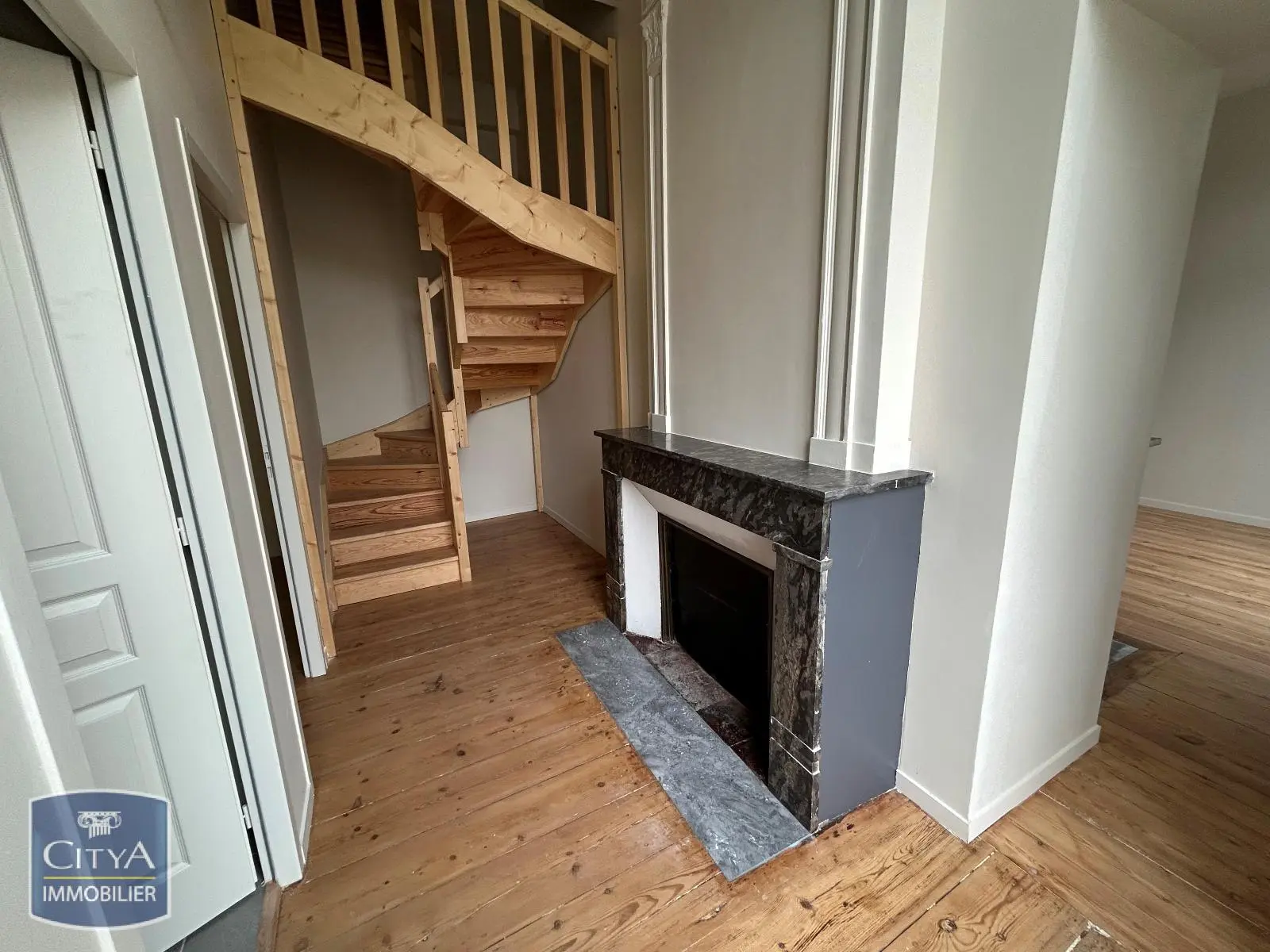 Photo 2 Appartement 4 pièces 82.14m²