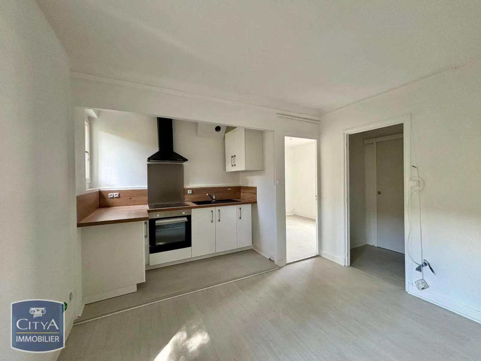 Photo 2 Appartement 2 pièces 37.79m²
