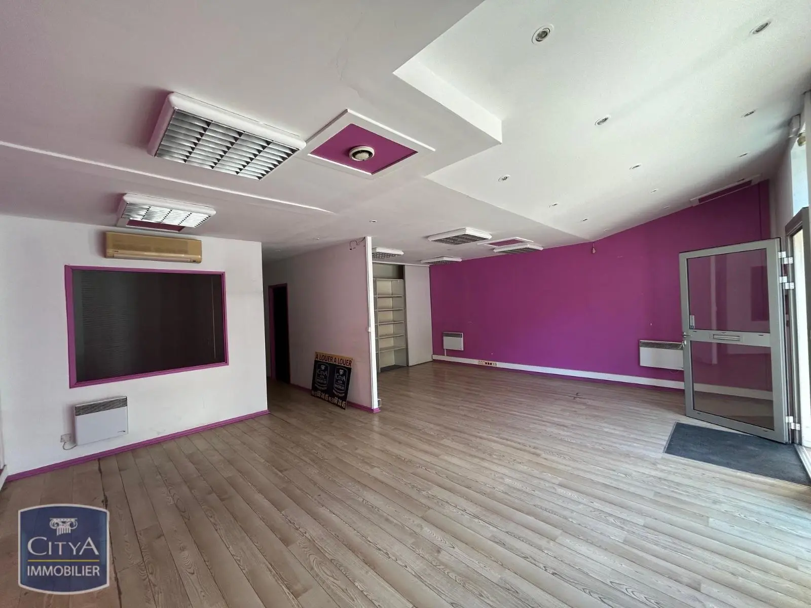 Photo 3 Local Commercial 103m²