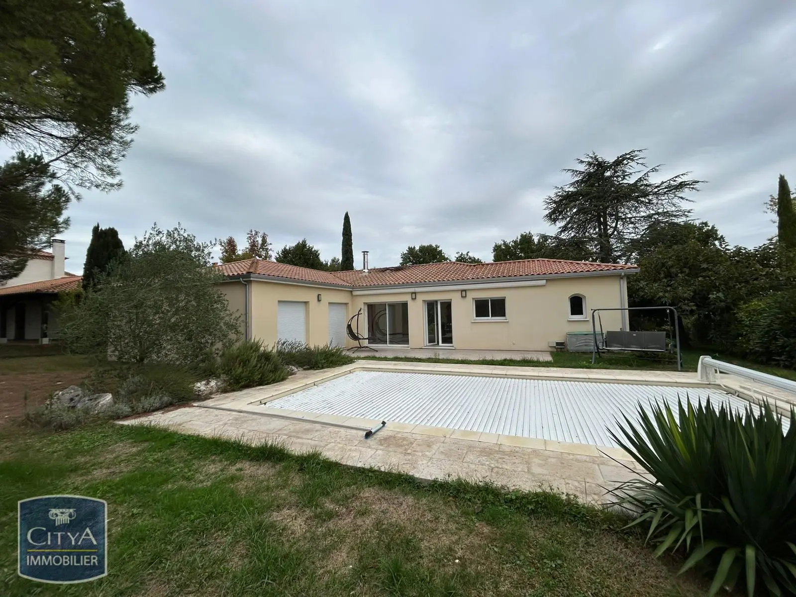 Photo 1 Maison 5 pièces 155.92m²