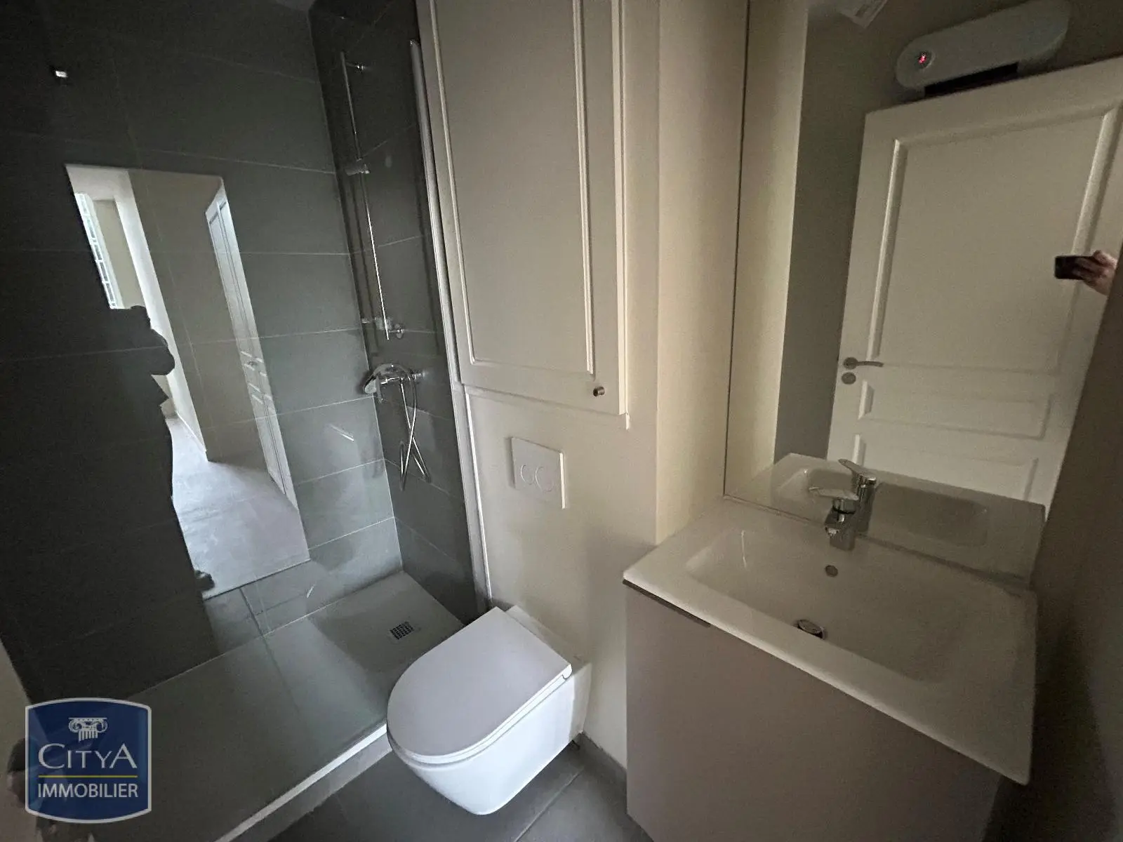 Photo 2 Appartement 1 pièce 23.8m²