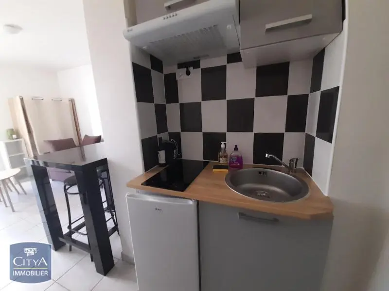 Photo 4 Appartement 1 pièce 17.38m²